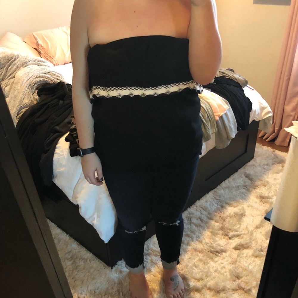 Strapless black top